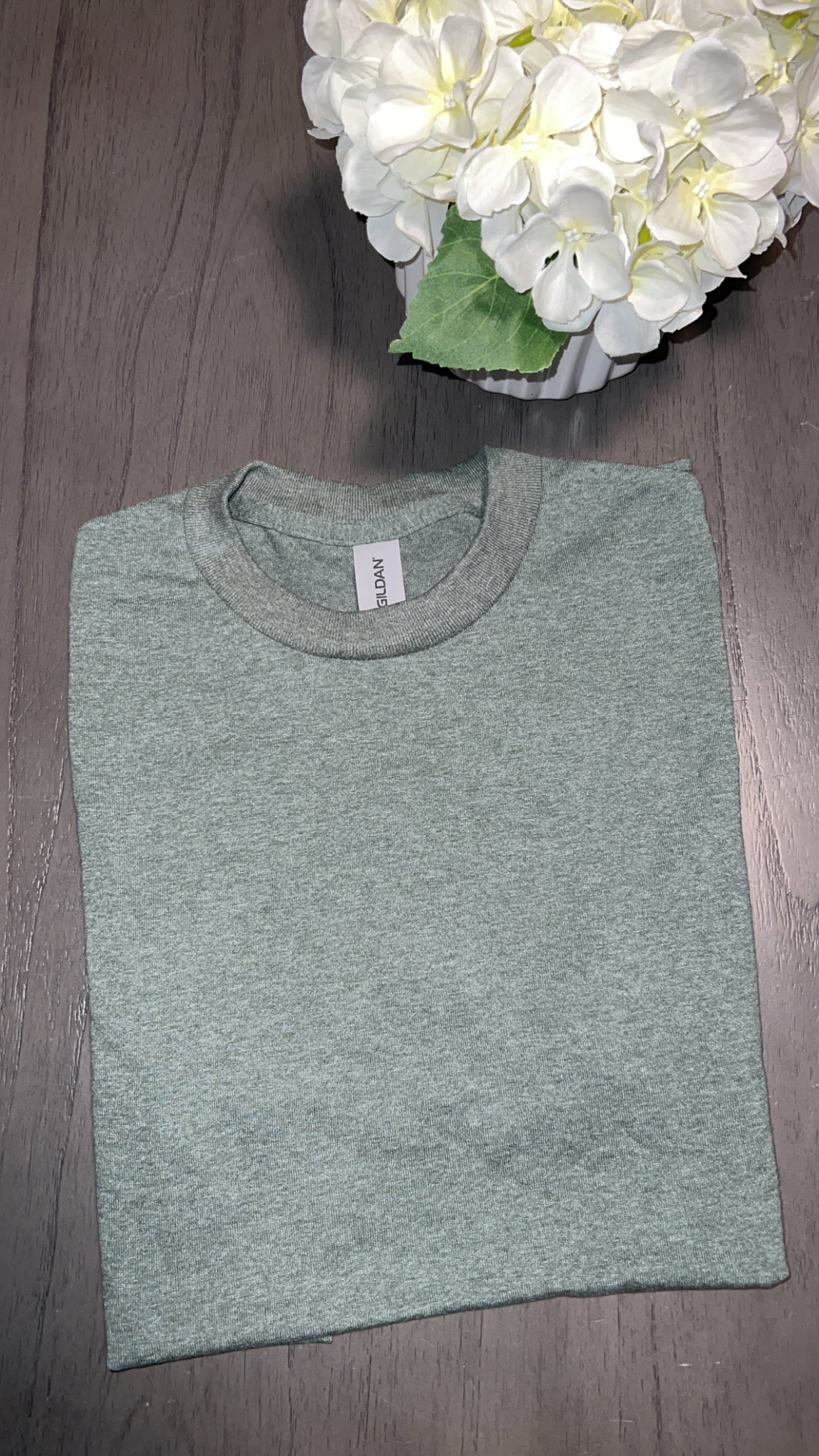 APPAREL - GILDEN
